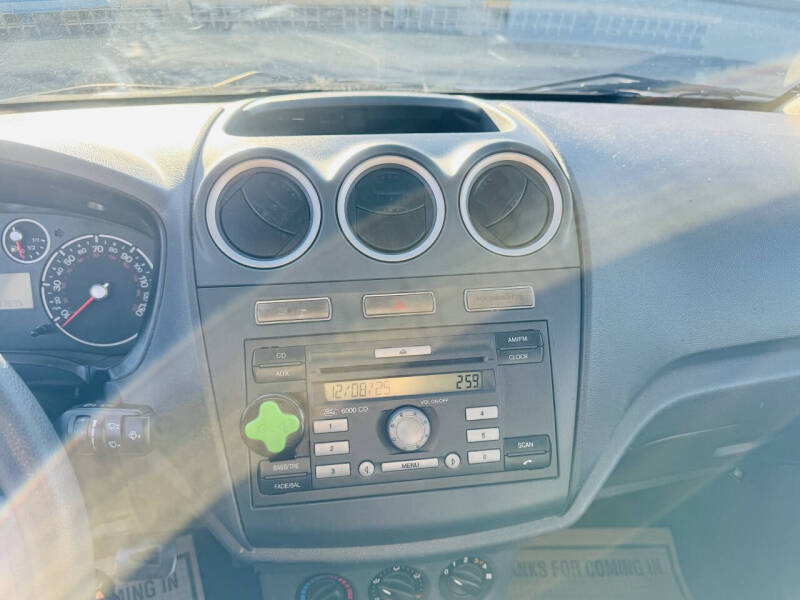 2010 Ford Transit Connect XLT