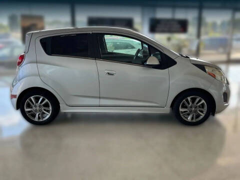 2016 Chevrolet Spark EV 2LT