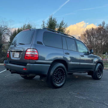 2004 Toyota Land Cruiser