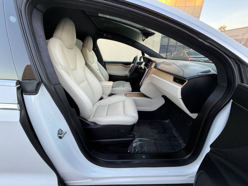 2021 Tesla Model X Long Range Plus