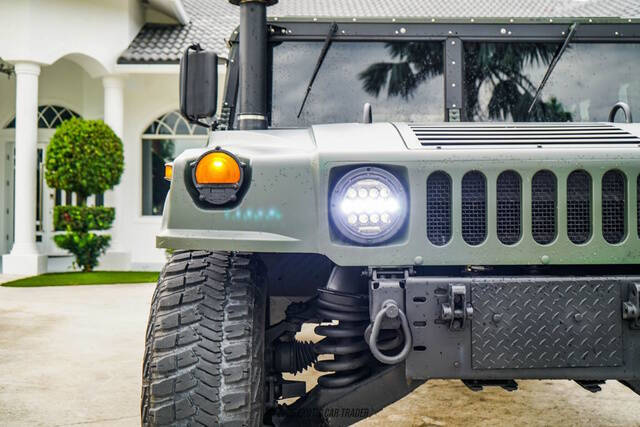2001 AM General Hummer