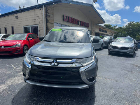 2018 Mitsubishi Outlander ES