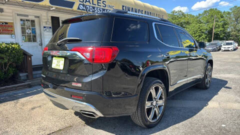 2017 GMC Acadia Denali