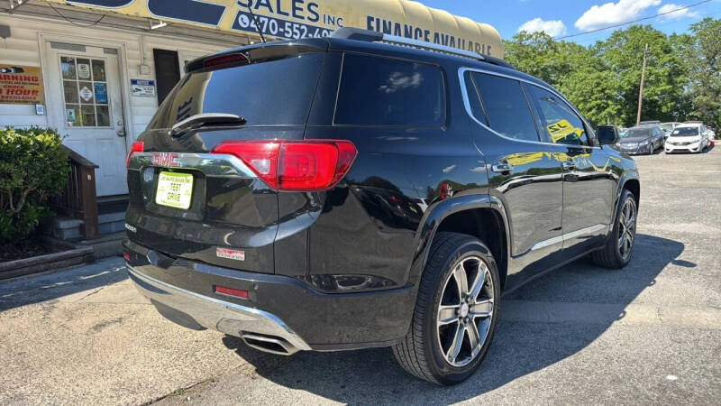 2017 GMC Acadia Denali