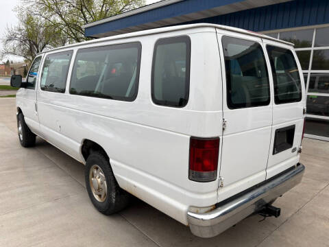 2010 Ford E-Series E-350 SD XL