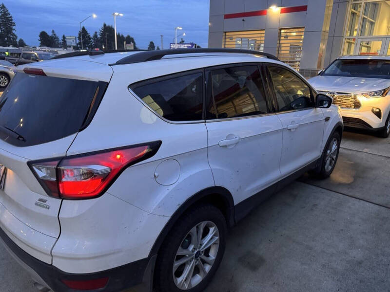 2017 Ford Escape SE