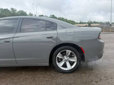 2017 Dodge Charger SXT