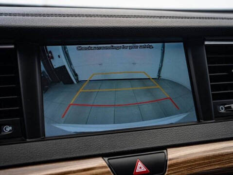 2019 Kia Cadenza Technology