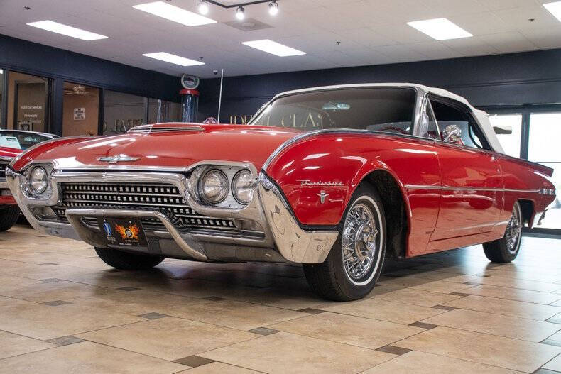 1962 Ford Thunderbird
