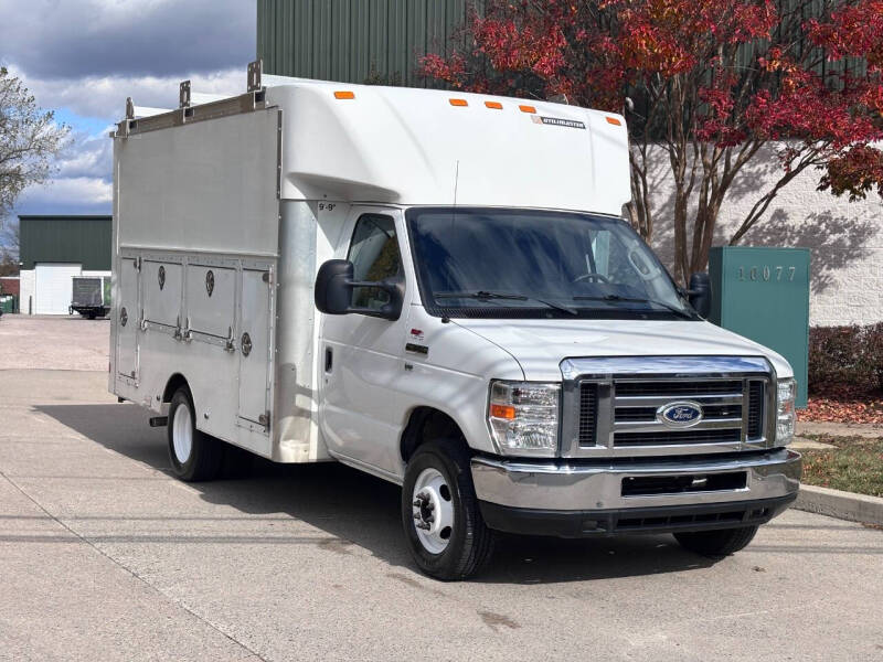 2015 Ford E-Series E-350 SD