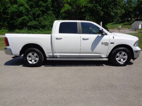 2019 RAM 1500 Classic SLT