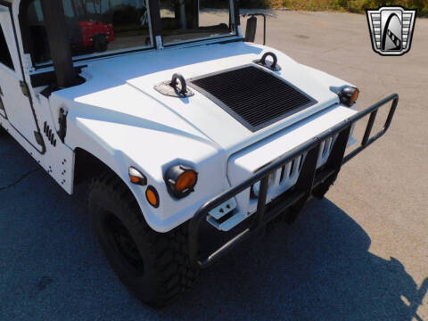 2008 AM General Hummer