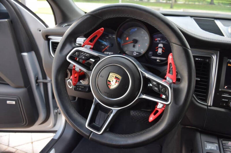 2016 Porsche Macan S