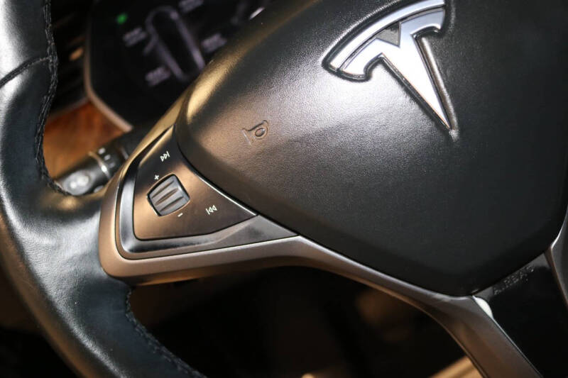 2020 Tesla Model X Long Range