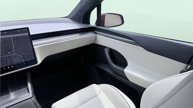 2022 Tesla Model X Plaid