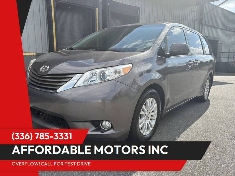 2014 Toyota Sienna XLE 8-Passenger