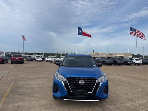 2024 Nissan Kicks S