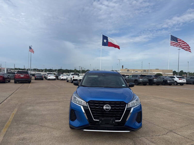 2024 Nissan Kicks S