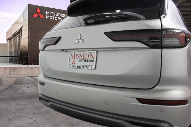 2025 Mitsubishi Outlander SEL