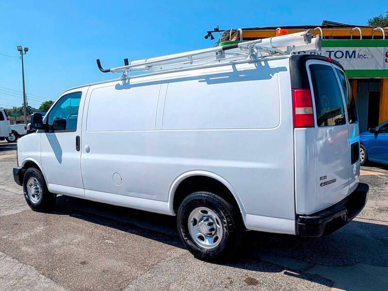 2011 Chevrolet Express 2500