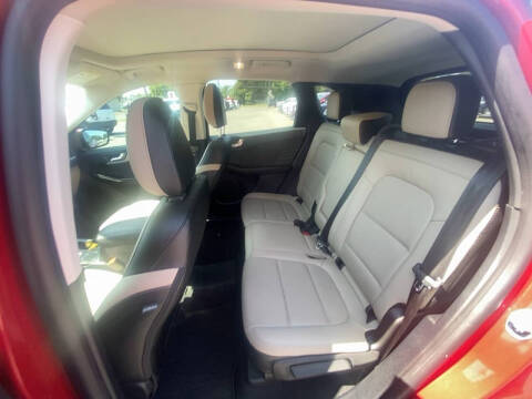 2022 Ford Escape SEL