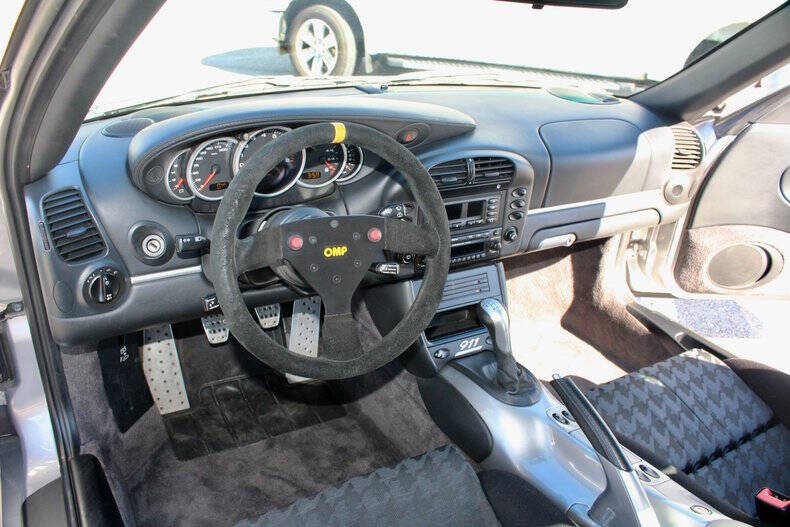 2004 Porsche 911