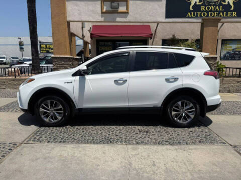 2016 Toyota RAV4 Hybrid XLE