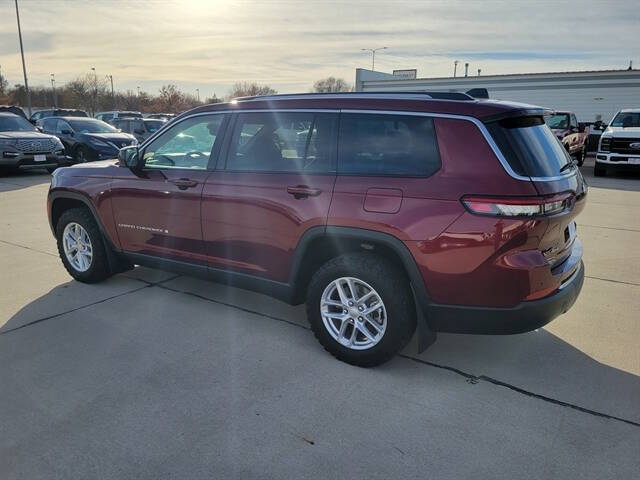 2022 Jeep Grand Cherokee L Laredo