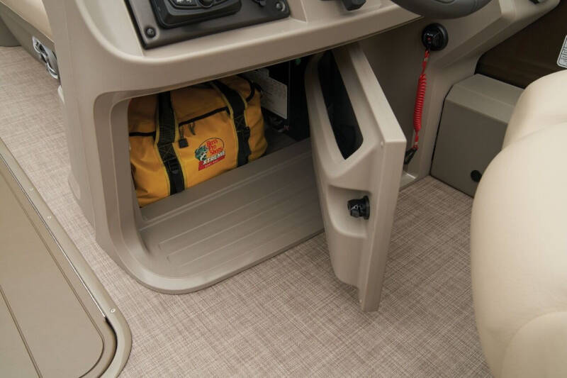 2024 Sun Tracker Sportfish 22 XP3