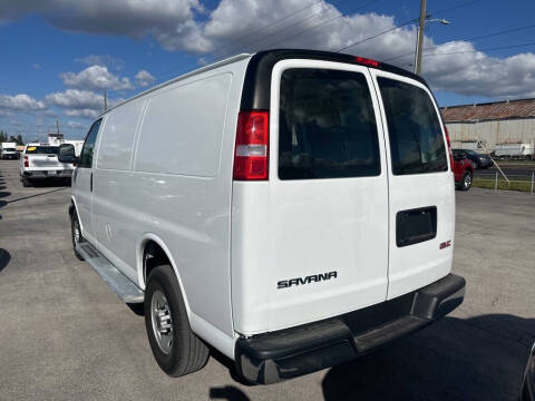 2024 GMC Savana 2500