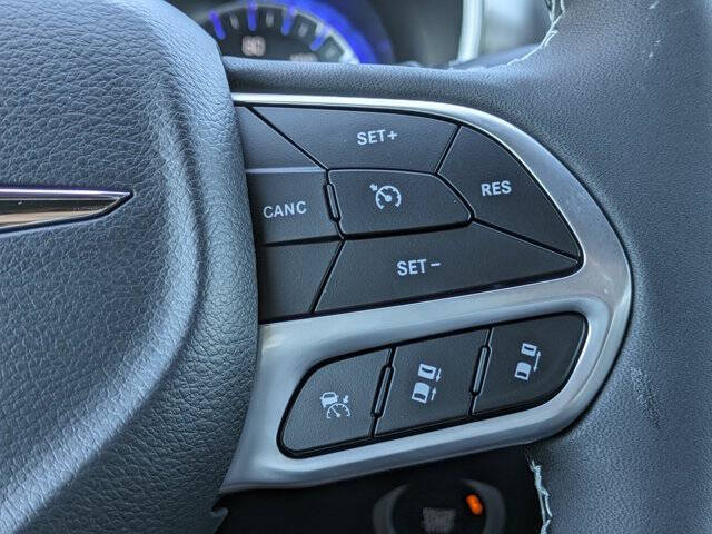 2026 Chrysler Voyager LX