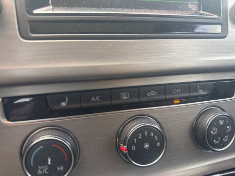 2015 Volkswagen Golf TDI SE