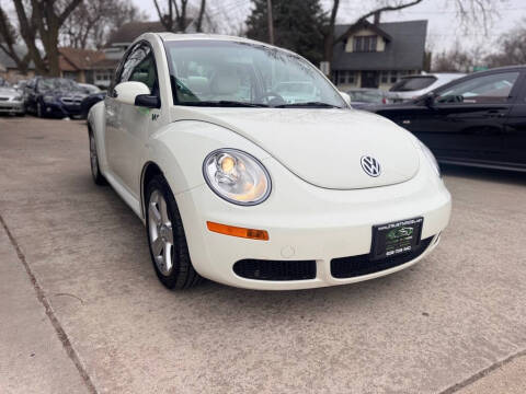 2008 Volkswagen New Beetle Triple White