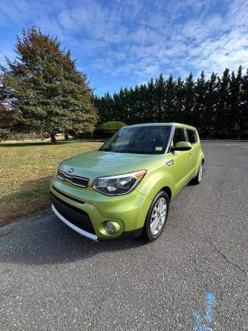 2017 Kia Soul +