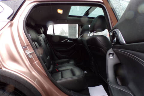 2017 Infiniti QX30 Premium
