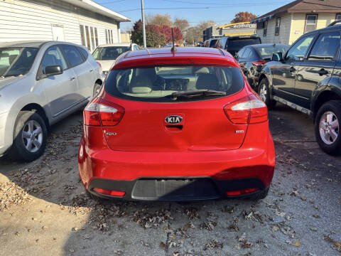 2015 Kia Rio 5-Door LX