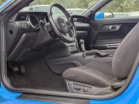 2022 Ford Mustang EcoBoost