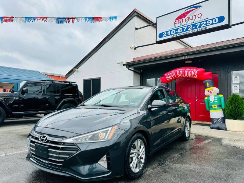 2020 Hyundai Elantra SEL's photo