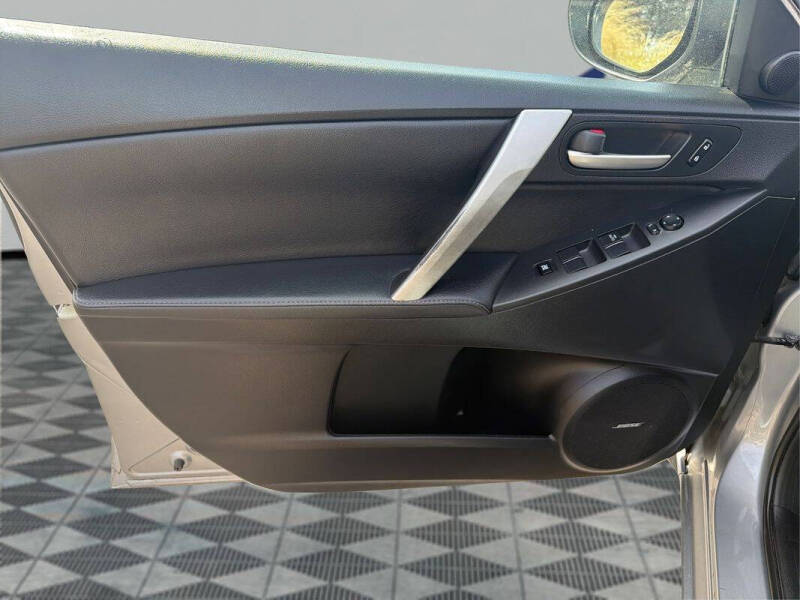 2012 Mazda MAZDA3 i Grand Touring