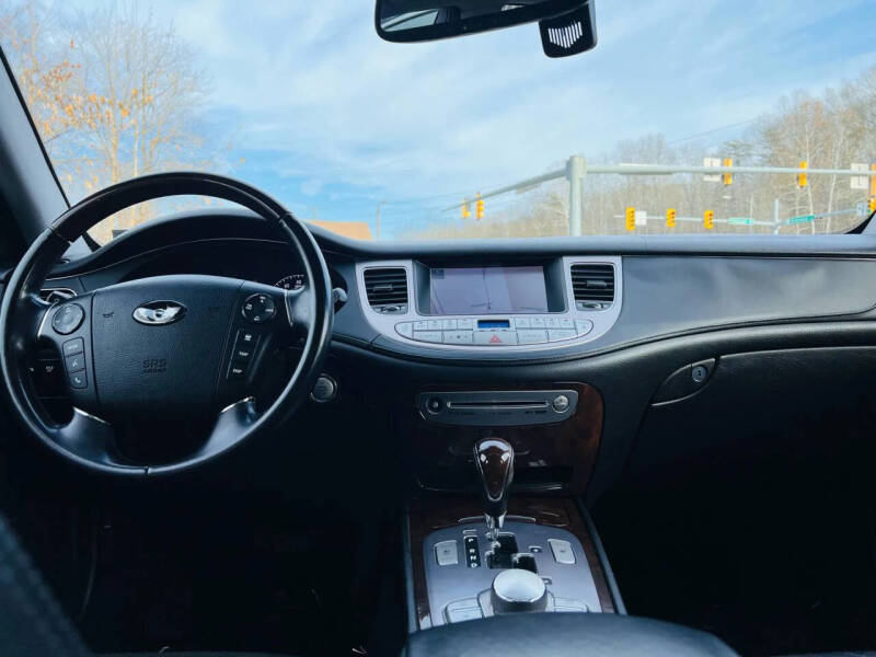 2011 Hyundai Genesis 4.6L V8