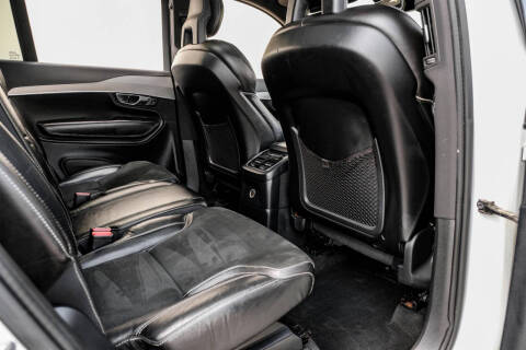 2016 Volvo XC90 T8 eAWD R-Design