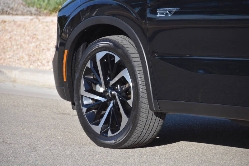 2023 Mitsubishi Outlander PHEV SE