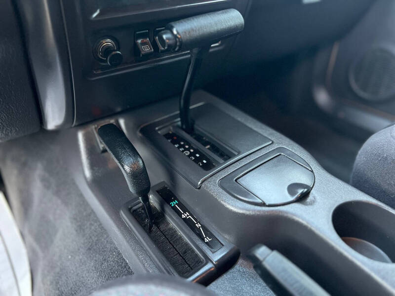 2000 Jeep Cherokee Sport