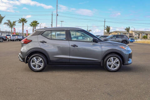 2025 Nissan Kicks Play S