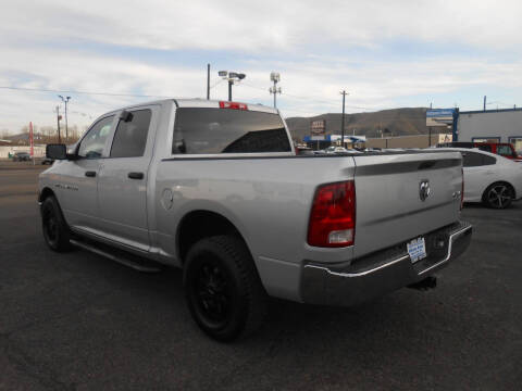 2012 RAM 1500 ST