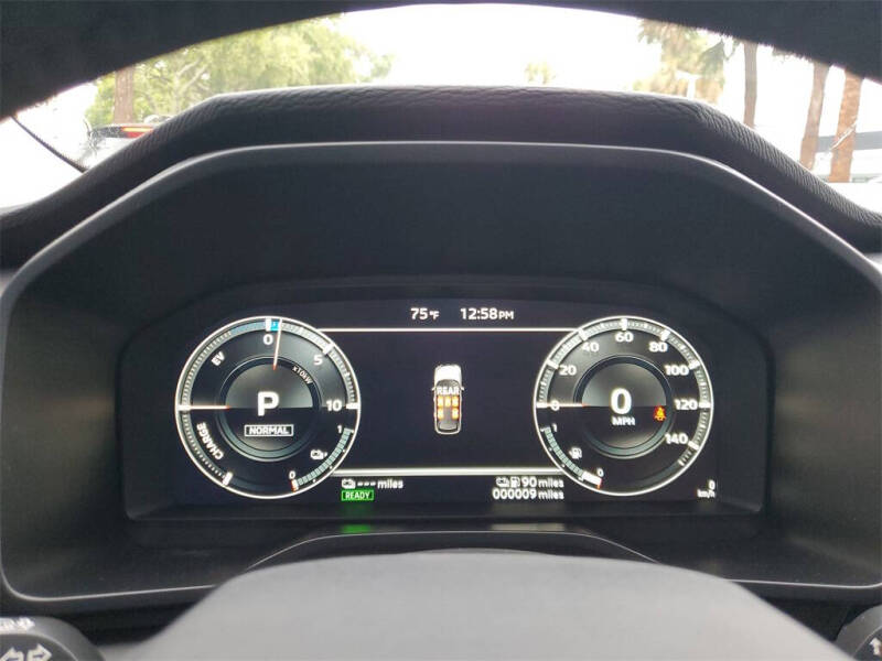 2025 Mitsubishi Outlander PHEV SEL