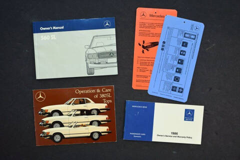 1986 Mercedes-Benz 560-Class 560 SL