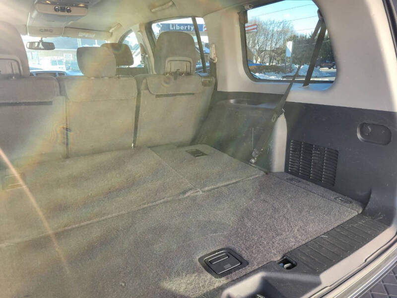 2015 Nissan Armada SV