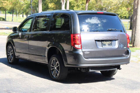 2017 Dodge Grand Caravan SXT