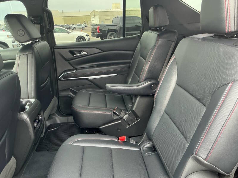 2025 Chevrolet Traverse Z71